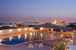 الإمارات الأولى في "التنافسية السياحية"