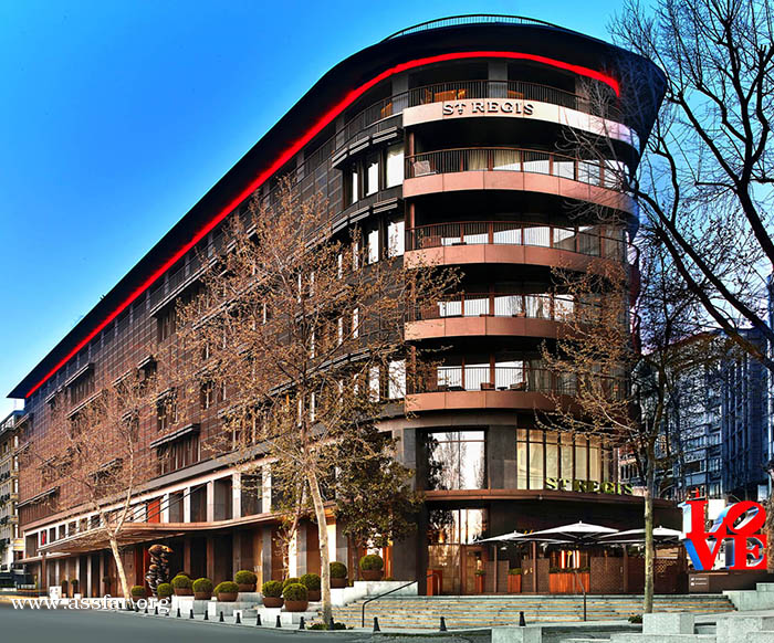 عراقة إسطنبول تستقطب الخليجيين في لعيد