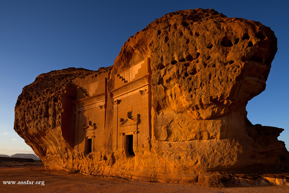مدائن صالح الأعجوبة المنحوتة في الصخر